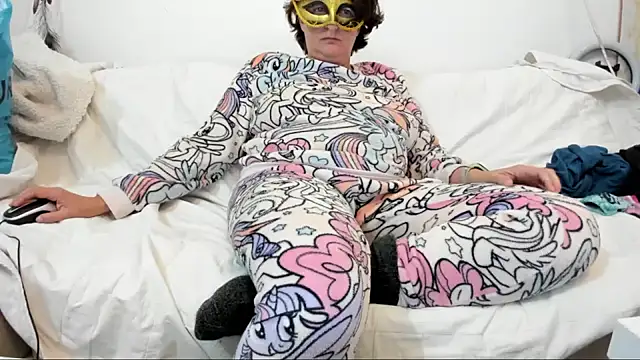 IsraeliMilf online show from 3, 1, 2025