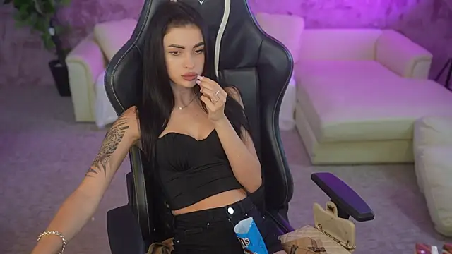 Tina Breeze online show from 21, 9, 2025