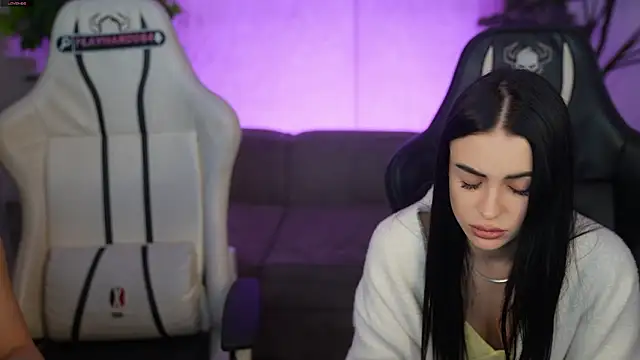 Snapshot of Tina_Breeze chatting on 18, 3, 2026 Tina Breeze online show from 18, 3, 2026