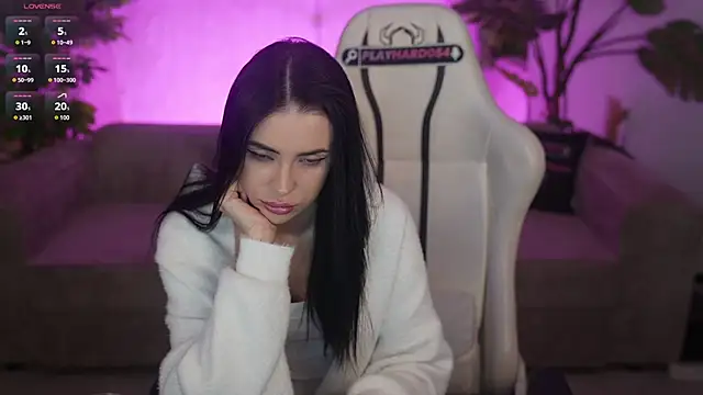 Snapshot of Tina_Breeze chatting on 16, 4, 2026 Tina Breeze online show from 16, 4, 2026