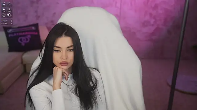 Snapshot of Tina_Breeze chatting on 26, 4, 2026 Tina Breeze online show from 26, 4, 2026