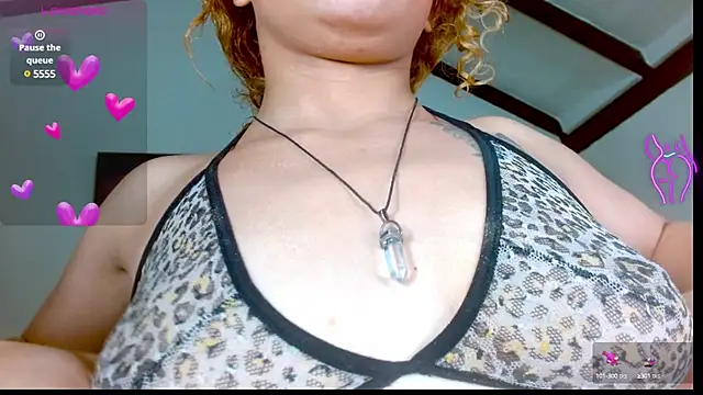 Snapshot of Eva_Hoot chatting on 10, 3, 2025 Eva Hoot online show from 10, 3, 2025