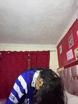 Snapshot of _Dulcinea777 chatting on 12, 11, 2025 Dulcinea777 online show from 12, 11, 2025