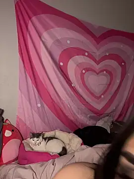 ThickerThanYoBitch online show from 12, 12, 2024