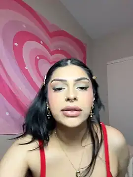 Snapshot of ThickerThanYoBitch chatting on 7, 2, 2026 ThickerThanYoBitch online show from 7, 2, 2026