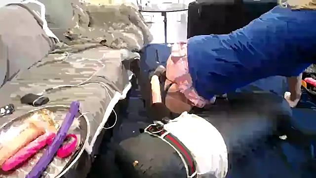 Snapshot of AssmannCD chatting on 4, 1, 2025 AssmannCD online show from 4, 1, 2025