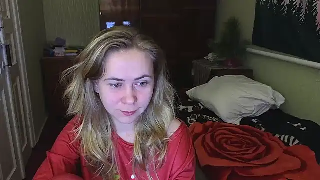 Snapshot of Riley_Roo chatting on 27, 12, 2024 Riley Roo online show from 27, 12, 2024