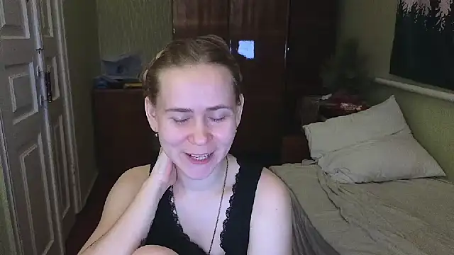 Snapshot of Riley_Roo chatting on 19, 1, 2025 Riley Roo online show from 19, 1, 2025