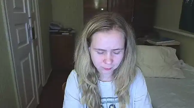 Snapshot of Riley_Roo chatting on 11, 2, 2025 Riley Roo online show from 11, 2, 2025