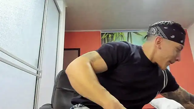 Snapshot of aquiles_51 chatting on 20, 3, 2026 aquiles 51 online show from 20, 3, 2026