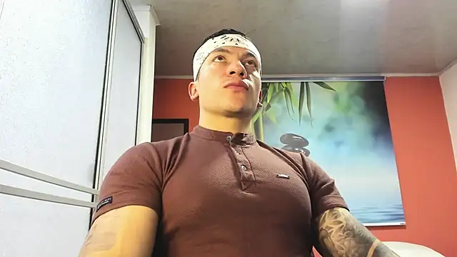 Snapshot of aquiles_51 chatting on 1, 4, 2026 aquiles 51 online show from 1, 4, 2026