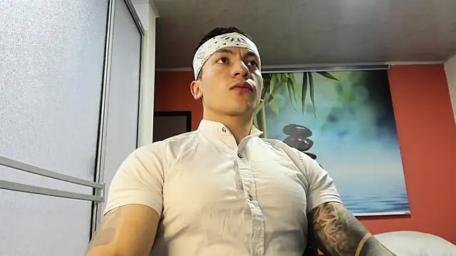 Snapshot of aquiles_51 chatting on 7, 4, 2026 aquiles 51 online show from 7, 4, 2026