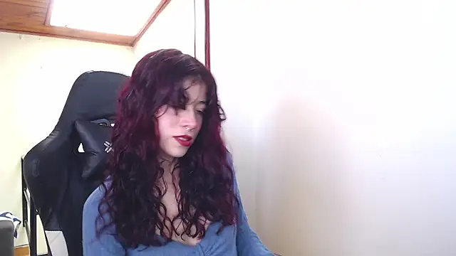 SuzzyyM online show from 15, 1, 2025