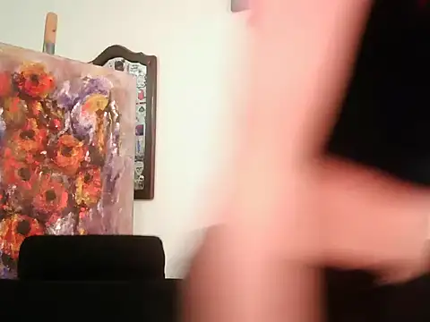 SuzzyyM online show from 20, 9, 2025