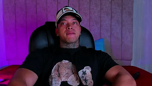 Snapshot of Stiven_collins chatting on 13, 3, 2026 Stiven collins online show from 13, 3, 2026