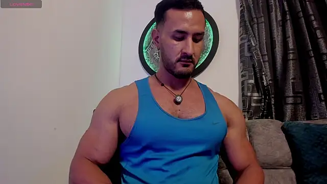 Snapshot of curt_xxx chatting on 24, 5, 2026 curt xxx online show from 24, 5, 2026