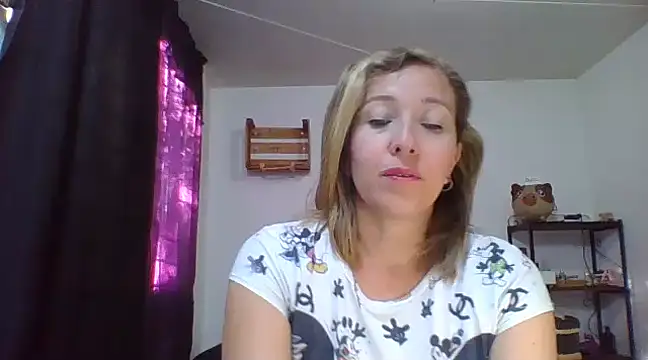 charlott ponce online show from 9, 1, 2025