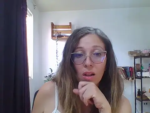 Snapshot of charlott_ponce chatting on 11, 2, 2026 charlott ponce online show from 11, 2, 2026