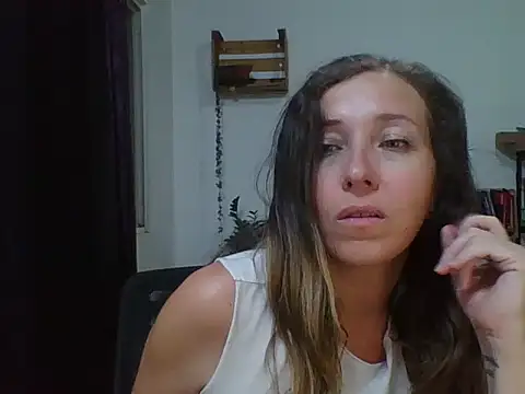 Snapshot of charlott_ponce chatting on 10, 3, 2026 charlott ponce online show from 10, 3, 2026