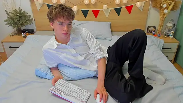 Fandi 777 online show from 25, 1, 2025