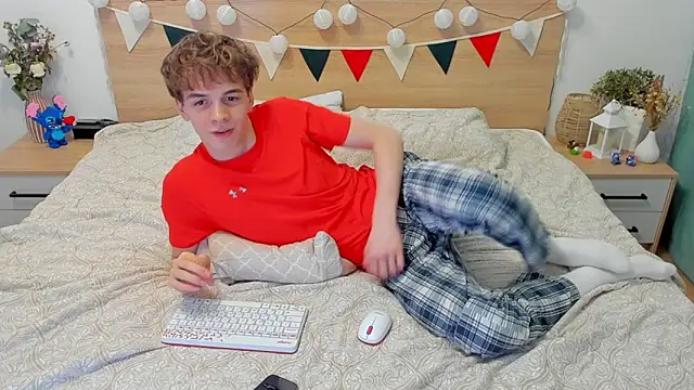 Fandi 777 online show from 3, 3, 2025