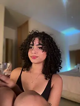 Lianh Benett online show from 23, 12, 2024