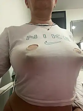 Snapshot of ruby_santana777 chatting on 22, 4, 2026 ruby santana777 online show from 22, 4, 2026
