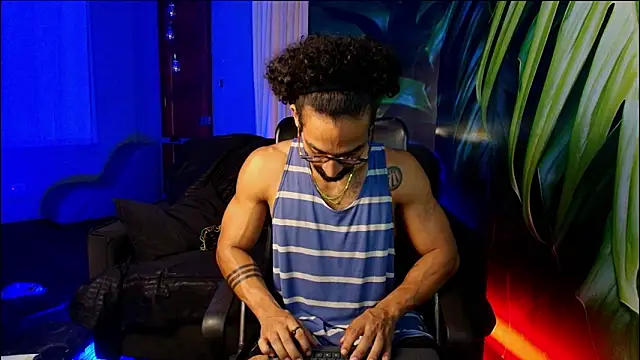 Snapshot of Romeocolin chatting on 1, 2, 2026 Romeocolin online show from 1, 2, 2026