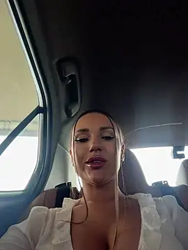 Snapshot of Syka0001 chatting on 1, 4, 2026 Syka0001 online show from 1, 4, 2026