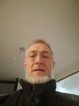 Snapshot of 60philippe chatting on 22, 12, 2024 60philippe online show from 22, 12, 2024