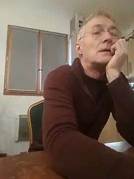 Snapshot of 60philippe chatting on 3, 2, 2025 60philippe online show from 3, 2, 2025