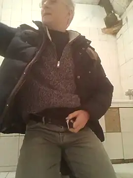 Snapshot of 60philippe chatting on 14, 2, 2025 60philippe online show from 14, 2, 2025