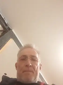 Snapshot of 60philippe chatting on 24, 2, 2025 60philippe online show from 24, 2, 2025