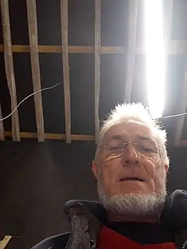 Snapshot of 60philippe chatting on 20, 10, 2025 60philippe online show from 20, 10, 2025