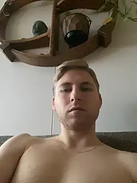 HotIceman2407 online show from 3, 1, 2025