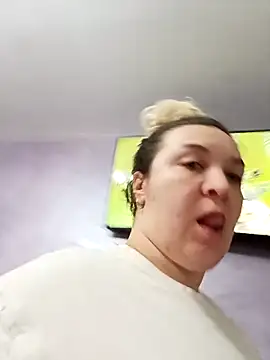 Snapshot of MikySWeet7 chatting on 30, 3, 2026 MikySWeet7 online show from 30, 3, 2026