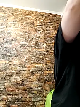 Snapshot of MikySWeet7 chatting on 21, 4, 2026 MikySWeet7 online show from 21, 4, 2026