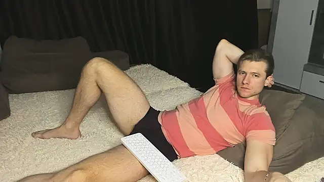 Snapshot of EthanPinkman chatting on 11, 12, 2024 EthanPinkman online show from 11, 12, 2024