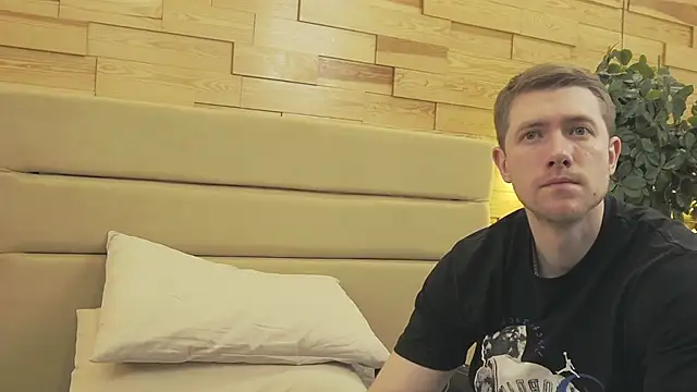 Snapshot of EthanPinkman chatting on 30, 11, 2025 EthanPinkman online show from 30, 11, 2025