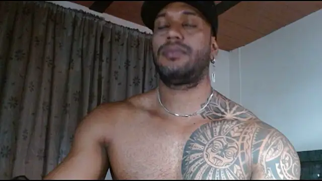 Snapshot of manolofitt chatting on 10, 5, 2026 manolofitt online show from 10, 5, 2026