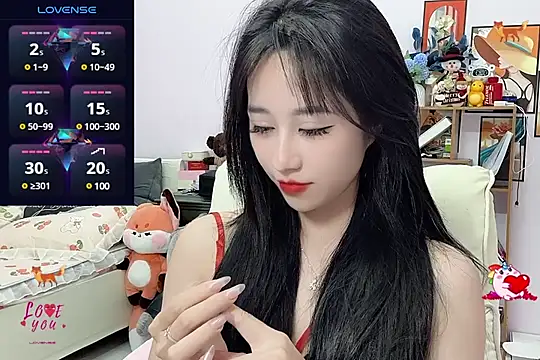  LLisa  online show from 26, 12, 2024