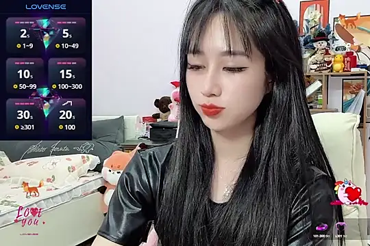  LLisa  online show from 28, 12, 2024