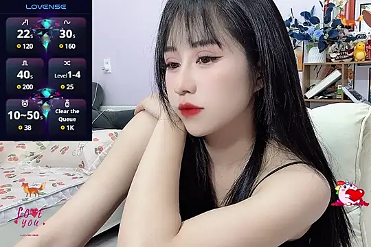  LLisa  online show from 31, 12, 2024