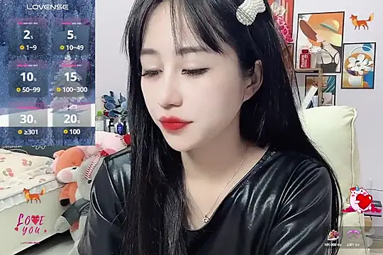  LLisa  online show from 14, 2, 2025