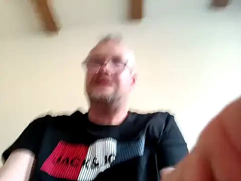 Snapshot of Heidemensch chatting on 21, 3, 2025 Heidemensch online show from 21, 3, 2025