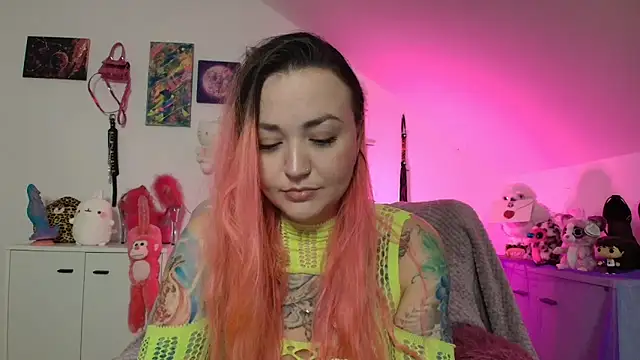 PinkHurricaneOfficial online show from 30, 10, 2025