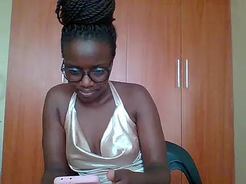 sexy darleen23 online show from 14, 4, 2026