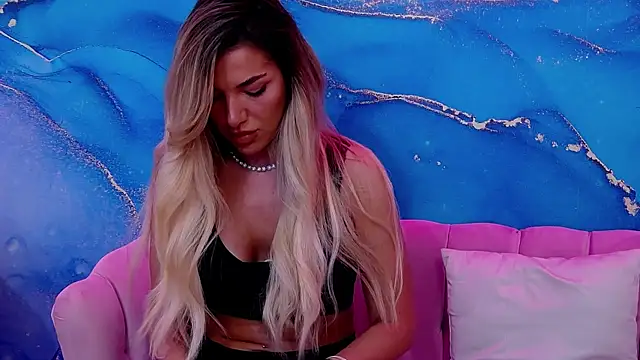 ClaraHazel online show from 3, 3, 2025