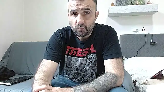 Snapshot of ivat80 chatting on 25, 3, 2026 ivat80 online show from 25, 3, 2026