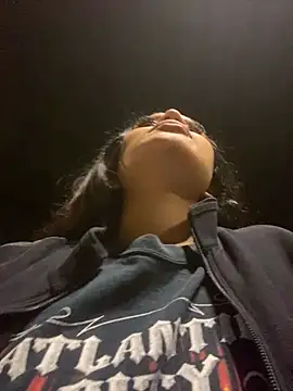 Riana Kean online show from 3, 2, 2025